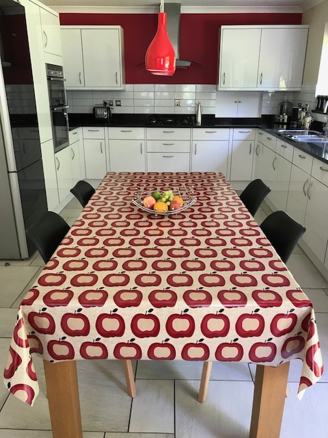Pomme Linen Gloss Oilcloth tablecloth